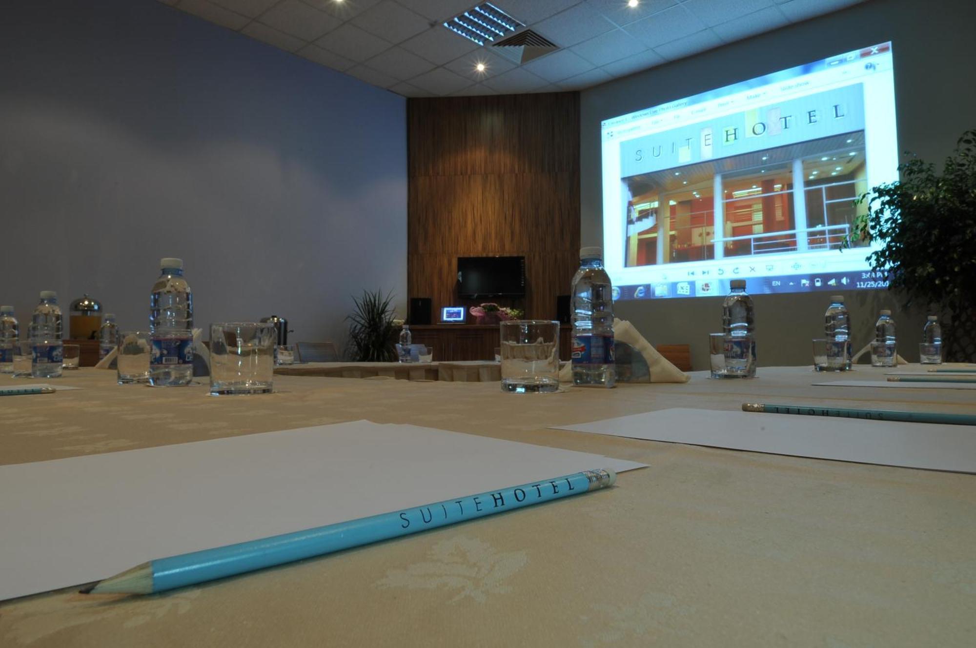 Suite Hotel Chrome - Beyrut Dış mekan fotoğraf